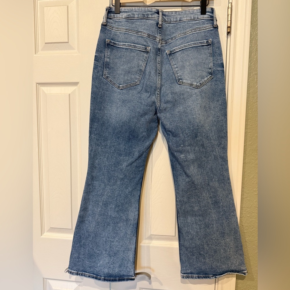 OLD NAVY Higher High-Rise Flare Women’s Blue Jeans Secret Smooth Pockets Sz 8P - Picture 2 of 14